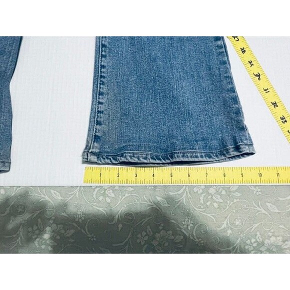 Frame Denim Le High Rise flare jeans size 30 Light Wash - Picture 10 of 16